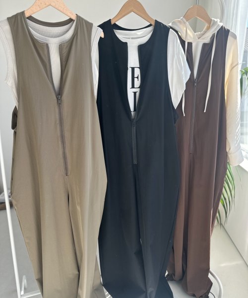 画像4: ●SALE●メーカー在庫限り●【3/31 LIVEアイテム】●ストレッチナイロンで伸縮性◎●ジップデザインオールインワン (4)