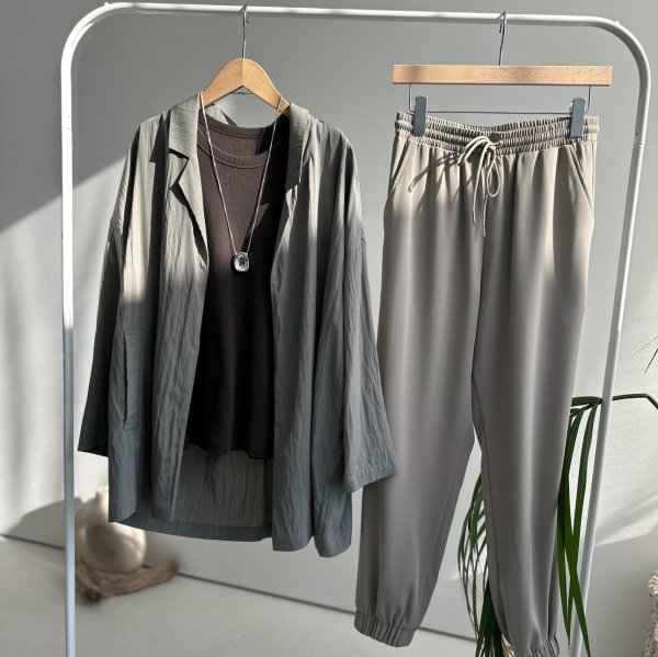 画像15: ●大人っぽとろみ素材と美シルエット●【3/24 LIVEご紹介アイテム】とろみジョガーパンツ (15)