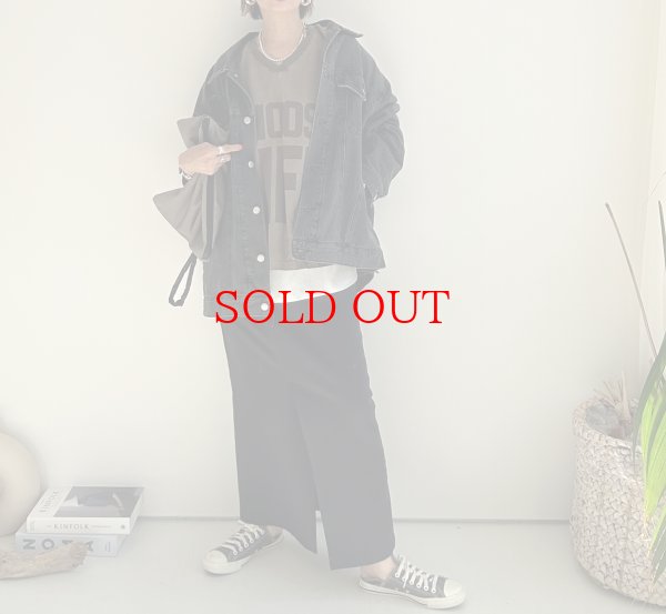 画像8: ●20日で締切●BIGロゴが可愛い【LIVEご紹介アイテム】●BIGロゴVネックトップス (8)