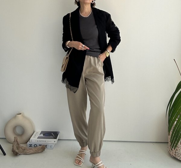 画像21: ●大人っぽとろみ素材と美シルエット●【3/24 LIVEご紹介アイテム】とろみジョガーパンツ (21)