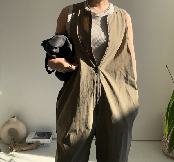 画像11: ●こっくり大人っぽいリブタンク●【LIVEご紹介アイテム】●大人のインナータンク●クルーネック細リブタンク(ブラウン) (11)