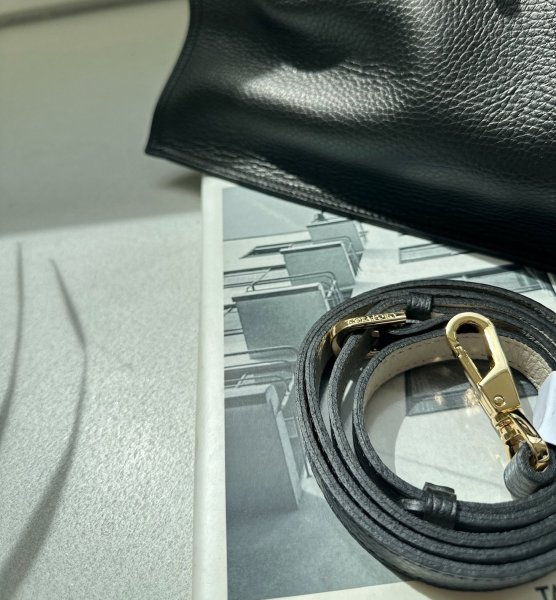 画像18: ◆セレモニーにもオススメ【LIVEご紹介アイテム】●本革トートバッグ(ショルダー付) (18)