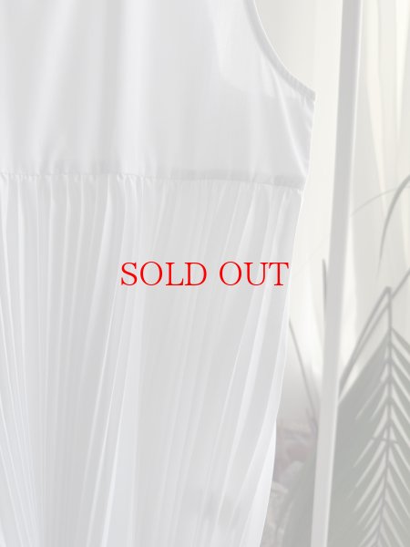 画像2: ⚫︎SALE⚫︎【LIVE ご紹介アイテム】プリーツドッキングブラウス (2)