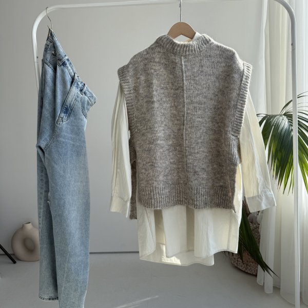 画像2: ● SALE●【 LIVEご紹介アイテム】●サイドベルトオーバーニットベスト (2)