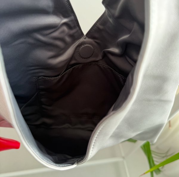 画像3: ●【1/9 LIVEご紹介アイテム】●トライアングルバッグ (3)