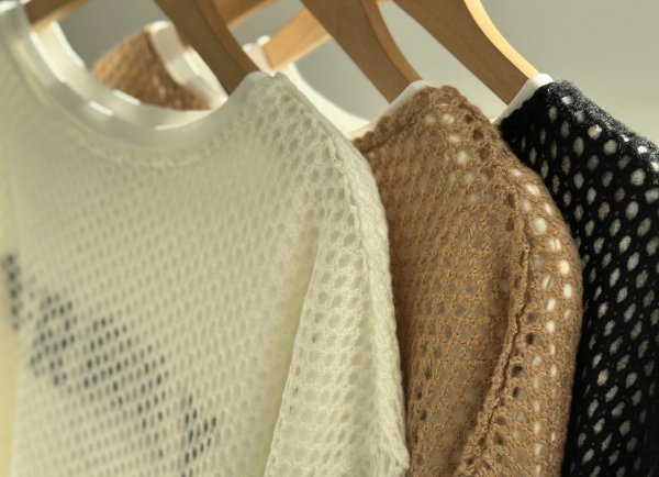 画像2: 【1/13 LIVEご紹介アイテム】●透かし編ニット&ロゴロンT(SARATと同生地)SET (2)