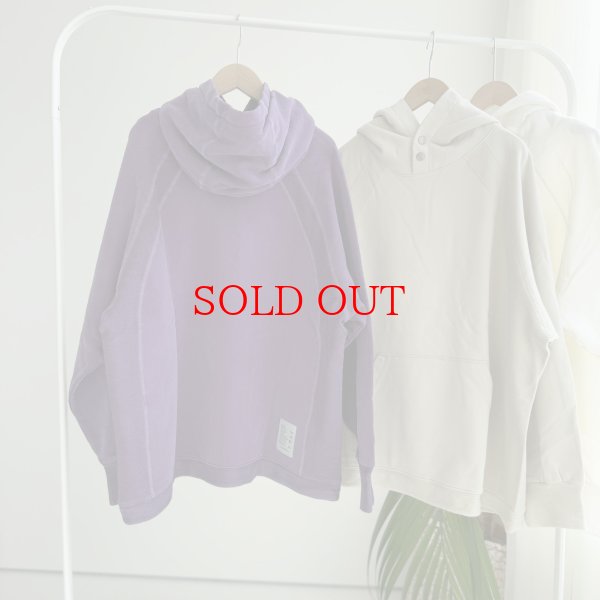 画像4: 【1/15 LIVEご紹介アイテム】スタンドネックマシュマロフーディ (4)