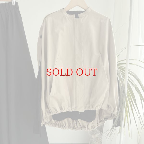 画像2: 【2/14 LIVEご紹介アイテム】ケープライクジャケット (2)