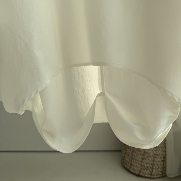 画像3: 【3/1 LIVEご紹介アイテム】裾ドレープデザイントップス (3)