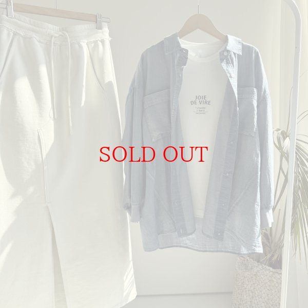 画像2: ●再販!!【3/4 LIVEご紹介アイテム】裾アレンジシアーデニムシャツ (2)