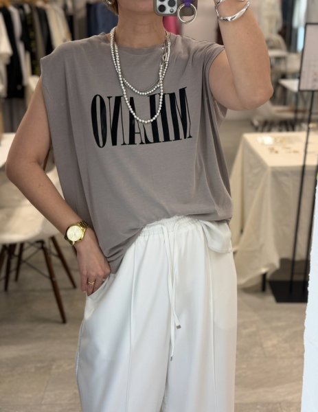 画像1: ●数量限定メーカーフリー枠解放●【5/23 LIVEご紹介アイテム】＜予約/6上仕上り予定＞テロトロ素材で着心地◎フレンチロゴトップス（セットアップ可能） (1)