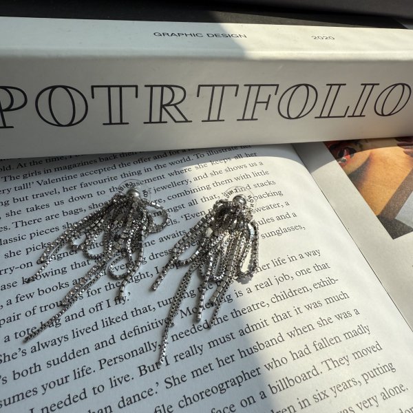 画像2: ●【4/17 LIVEご紹介アイテム】●デコラティブストーンピアス (2)