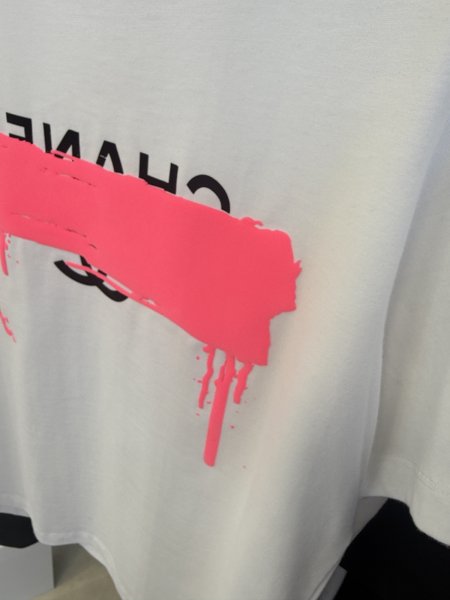 画像3: ●パロディシリーズ●【4/24 LIVEご紹介アイテム】<予約6月>パロディT【C】TYPEネオンピンクぷっくりペイント (3)