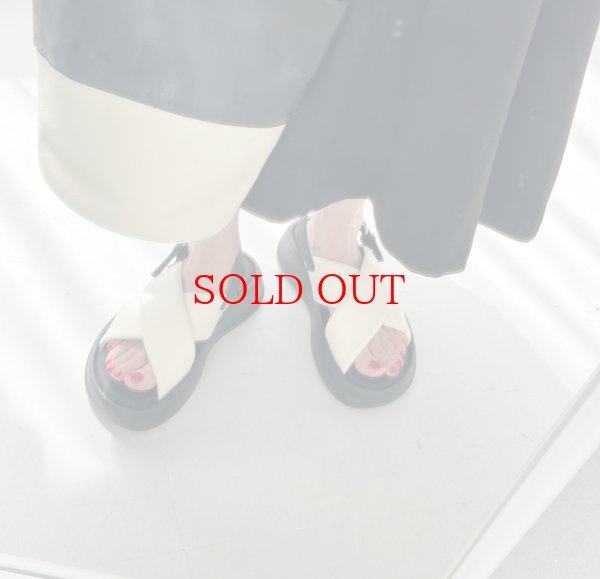 画像9: ●【2/4 LIVEアイテム】まるで雲の上!?サンダル（予約/4） (9)