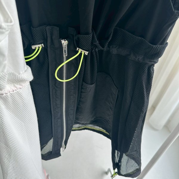 画像3: ●ネオンポイントが可愛いデザイントップス●【5/30 LIVEご紹介アイテム】ネオンポイントデザイントップス (3)