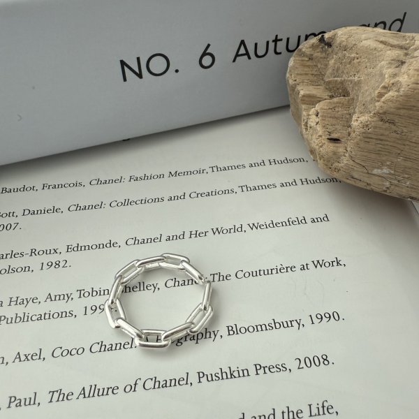 画像4: ●期間限定販売●ERIKA愛用アクセ●【11/18 LIVEご紹介アイテム】スリムチェーンシルバー925リング（メーカー確認後取り寄せ） (4)