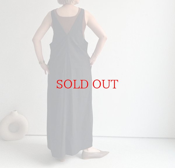 画像9: ●◎機能性◎機能性(接触冷感/撥水/防シワ/ストレッチ)シリーズ◎【6/14 LIVEご紹介アイテム】●高身長さんにもオススメ◎深Vジャンパースカート(メーカー確認後取り寄せ) (9)