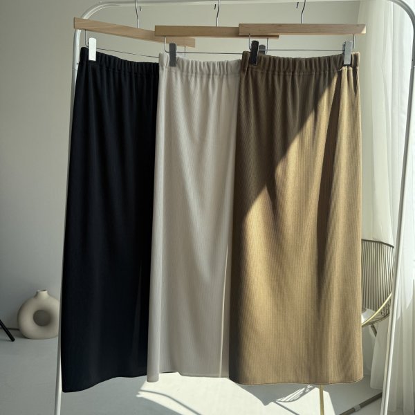 画像1: ●2025NEWカラー登場!!●激推し●リブナロースカート●LAMERの着回しベースアイテム●rib narrow skirt (1)