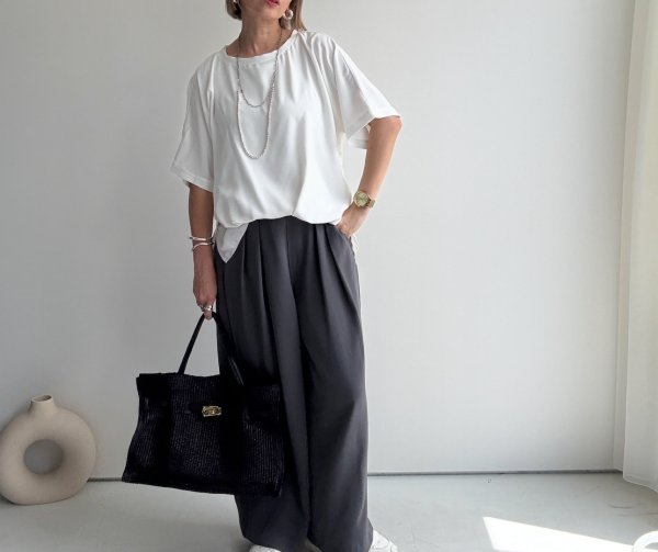 画像5: ●きれい目にもカジュアルにも使える【LIVEご紹介アイテム】＜LAMER別注＞オーバーデザインプルオーバー (5)