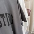 画像4: ●生産枠限り●晩夏〜秋に使える展示会シリーズ●【7/28 LIVEご紹介アイテム】オーバーシルエット秋色ロゴハーフスリーブT (4)