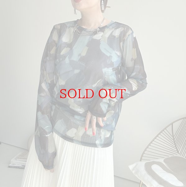 画像2: ●数量限定●【9/3 LIVEご紹介アイテム】ニュアンス柄シリーズシア―トップス (2)