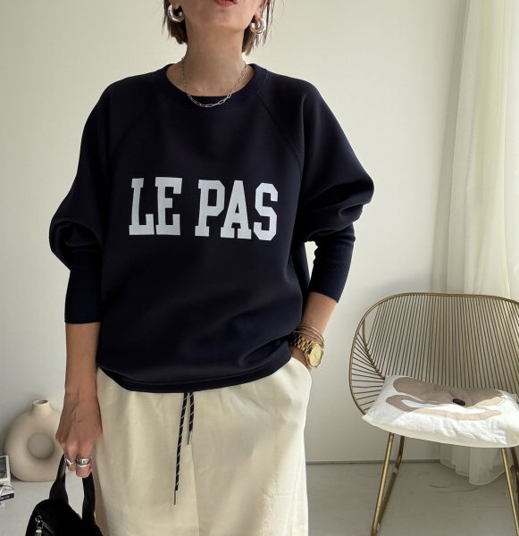 画像1: ●【9/23 LIVEご紹介アイテム】スエットライクロゴプルオーバー (1)