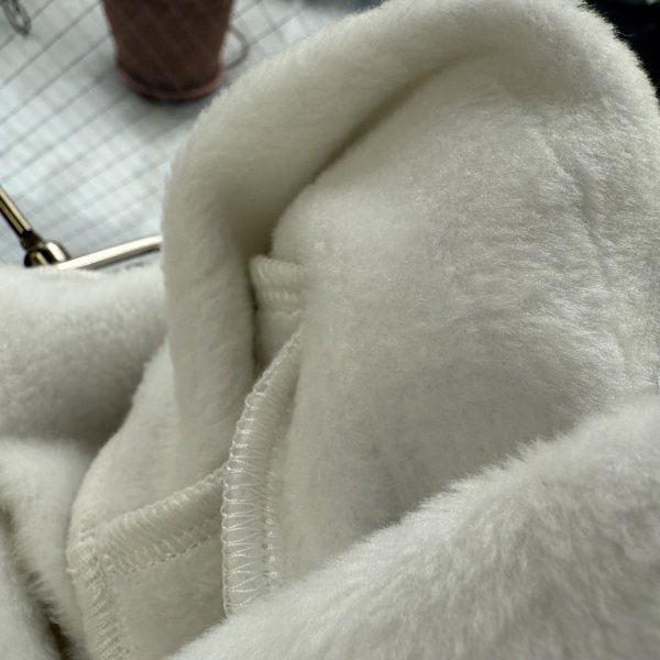 画像6: ●【11/14 LIVEアイテム】裏毛布ロゴスエットワンピ (6)