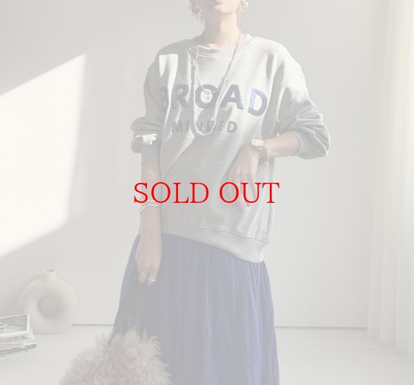 画像6: ●【10/2 LIVEご紹介アイテム】スパンコールロゴスエット (6)