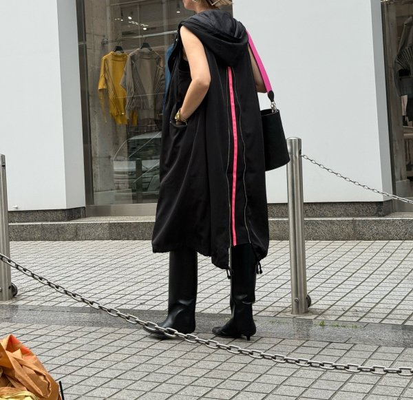 画像9: ●数量限定●オリジナル●ネオンラインが隠せる2WAY仕様【10/6 LIVEご紹介アイテム】ネオンラインフードジレ (9)