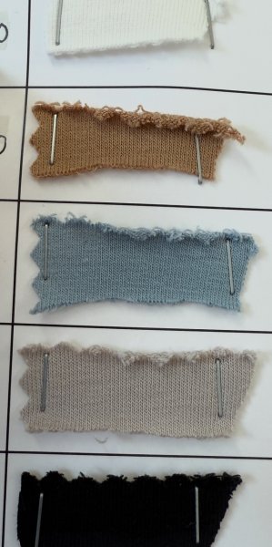 画像3: ●期間限定●ご予約10倍ポイント対象●【10/27 LIVEアイテム】ソフトポンチ素材でしっとりもっちり着心地◎インしないでいい丈◎ポンチロゴプルオーバー(予約/2) (3)