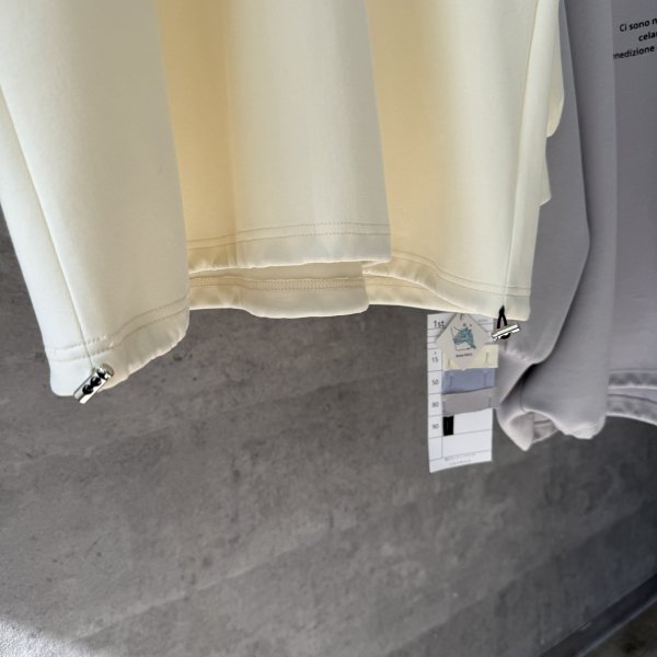 画像3: ●期間限定●ご予約10倍ポイント対象●【10/27 LIVEアイテム】ソフトポンチ素材でしっとりもっちり着心地◎ポンチロゴプルオーバー(予約/2) (3)