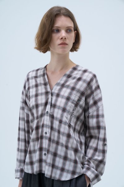 画像4: ●期間限定●数量限定●ご予約5倍ポイント対象●【11/7 LIVEご紹介アイテム】刺繍ロゴノーカラーチェックシャツ（予約/2-3） (4)