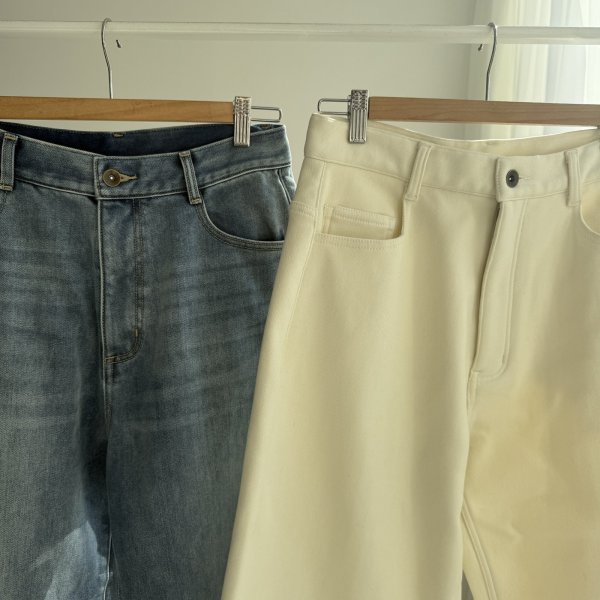 画像2: ●生産枠限り●期間限定●ご予約5倍ポイント対象●【11/9 LIVEアイテム】あの!!タックボリュームパンツが裏起毛デニムに!!●新色登場!!タックボリューム裏起毛デニムホワイト（予約/1） (2)