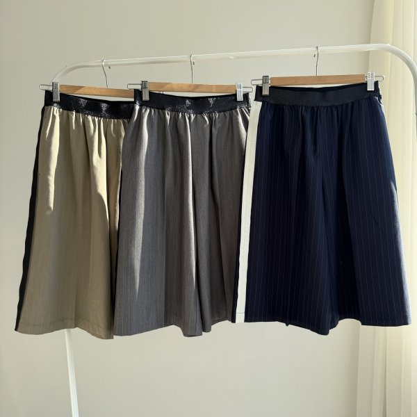 画像1: ●年末年始限定SALE●【12/28 LIVEアイテム】●ピンストライプハーフパンツ（メーカー確認後確保） (1)