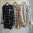 画像2: ●期間限定/数量限定●【1/5 LIVEアイテム】ロゴデザインチェックロングシャツ（予約/1-2） (2)