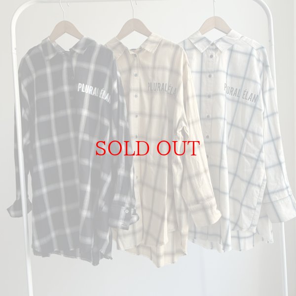 画像2: ●期間限定/数量限定●【1/5 LIVEアイテム】ロゴデザインチェックロングシャツ（予約/1-2） (2)