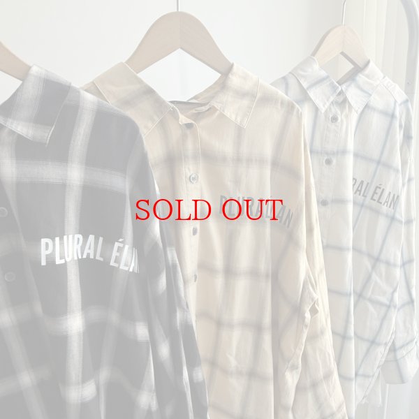 画像1: ●期間限定/数量限定●【1/5 LIVEアイテム】ロゴデザインチェックロングシャツ（予約/1-2） (1)