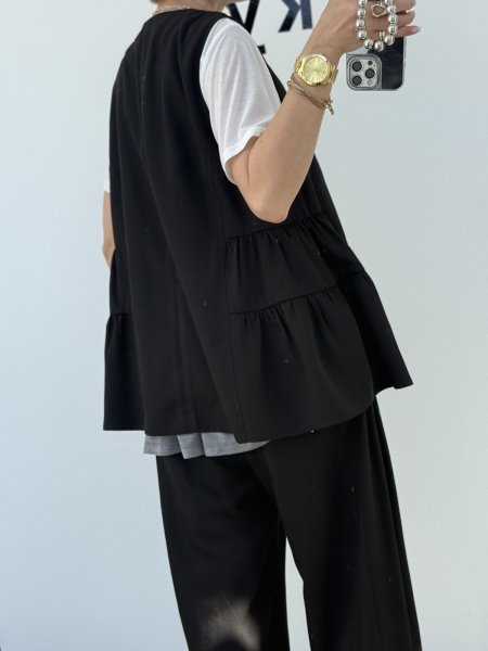 画像4: ●期間限定/ご予約10倍ポイント●【1/23 CYAN TOKYO】サイドティアードリネンベスト（予約/4-5） (4)