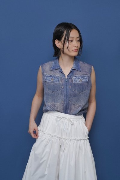 画像3: ●期間限定/ご予約10倍ポイント●【1/23 CYAN TOKYO】デニム転写シフォンベスト（予約/4-5） (3)