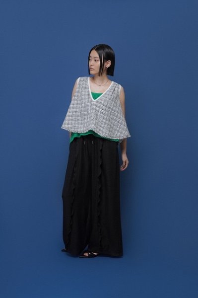 画像2: ●期間限定/ご予約10倍ポイント●【1/23 CYAN TOKYO】ラインピーコックニットキャミ（予約/4-5） (2)