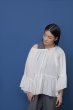 画像1: ●期間限定/ご予約10倍ポイント●【1/23 CYAN TOKYO】ギャザーフレアオーバーブラウス（予約/4-5） (1)