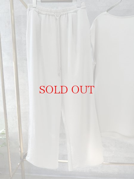 画像1: ●期間限定●【2/2 LIVEアイテム】●シンプルイージータックワイドパンツ（別売トップスとセットアップ可能）（予約/3-4） (1)