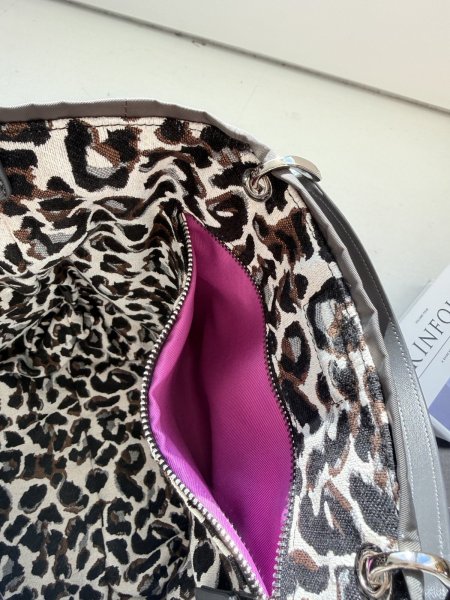 画像8: ●期間限定ご予約●15日までご予約10倍ポイント対象●オリジナル別注配色リバーシブルレオパードバッグ（予約/8月） (8)