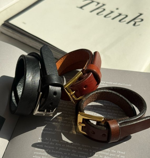 画像1: ●バレンタイン送料無料クーポン対象（クーポンは対象外アイテムには使用できません）●ご予約5倍ポイント対象●【2/14 LIVEアイテム】本革ベルトブレスレット（予約/5-6月） (1)