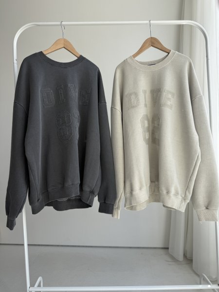 画像2: ●ご予約5倍ポイント対象【2/20 LIVE】BIGナンバーロゴオーバースエット（予約/4月） (2)