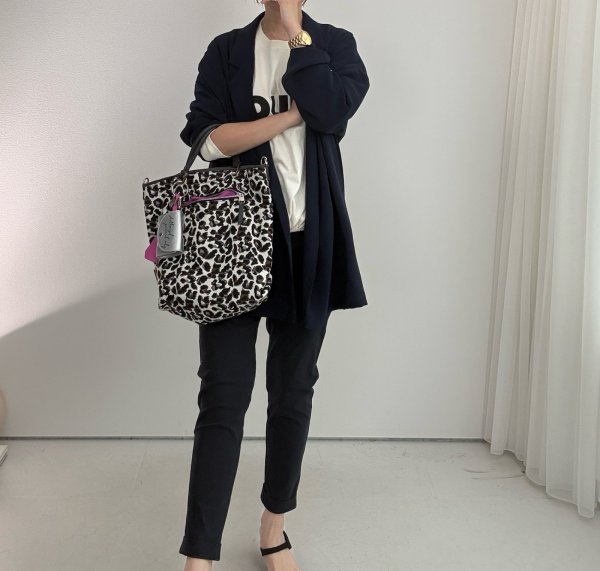 画像2: ●あの！魔法のレギパンがテーパードに！メーカー在庫限り●【3/3 LIVEアイテム】●スーパーストレッチテーパード（メーカー確認後確保） (2)