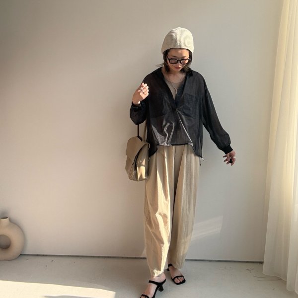 画像3: ●シルエットが可愛い【3/9LIVEアイテム】ボリュームタックパンツ (3)