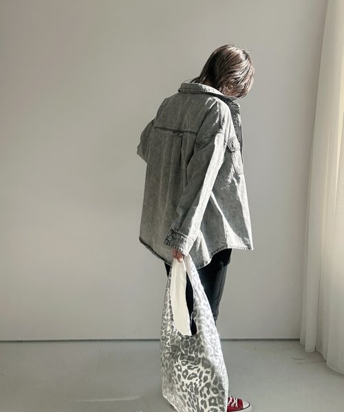 画像11: ●即完売！リクエストにお応えして！奇跡の再生産決定 !！●期間限定ご予約10倍ポイント●【3/11 LIVEアイテム】●デニムシャツライクジャケット（グレー）（予約/7月） (11)