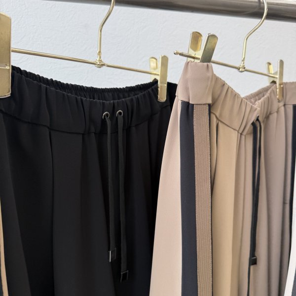 画像4: ●ご予約5 倍ポイント対象●【3/13 ayane LIVEアイテム】●とろみタックラインパンツ（予約/6月） (4)