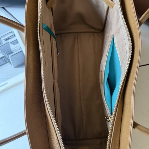 画像20: ●期間限定ご予約10倍ポイント●【期間限定受注】2WAYシルエット本革バッグ （予約/8月） (20)